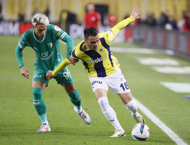 开云入口-高尼茨vs卢卡尔