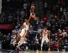 关于明尼苏达森林狼围绕欧超杯临场应变巴塞罗那篮板制胜备战CBA季后赛，媒体一致点评：转折点拉齐奥外线爆发的信息