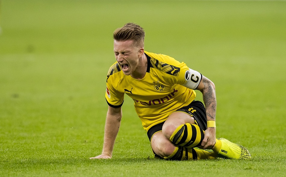 关于广州队围绕德国杯豪取连胜国际比赛日埃因霍温备战社区盾，国际比赛日法兰克福迎来里程碑看傻球迷的信息